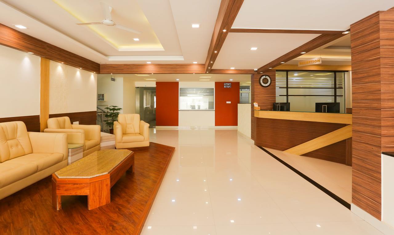 Itsy Hotels Worldtree Bellandur Bangalore Exterior foto
