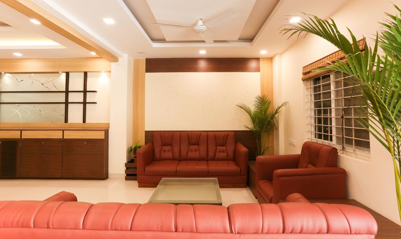 Itsy Hotels Worldtree Bellandur Bangalore Exterior foto